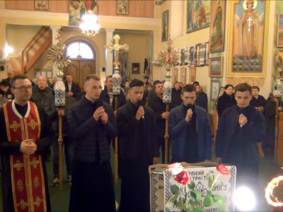 17.04.2019 Хресна дорога у виконанні семінаристів