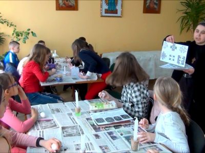 Майстер-клас з писанкарства для учнів п’ятих класів провела с.Теодора